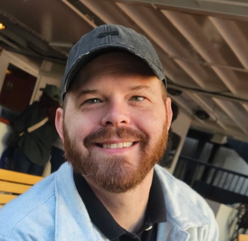 Jonathan Montiverdi, who builds ezmodo